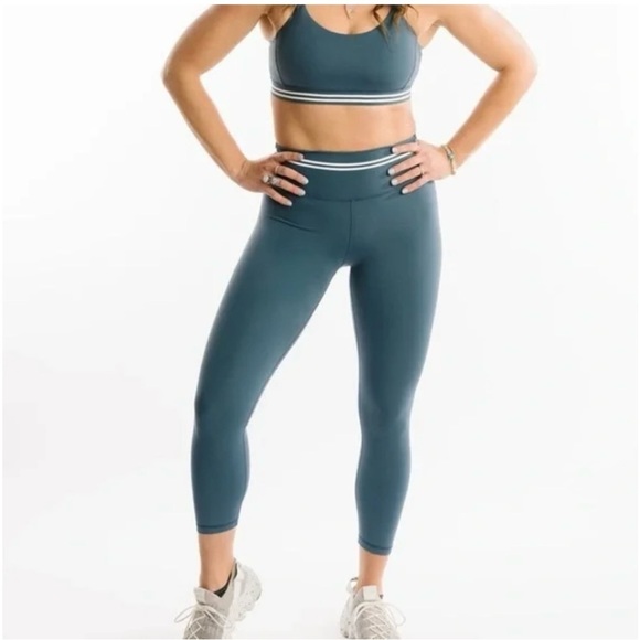 ZYIA Slate Blue Stripe Luxe Legging - Picture 1 of 5